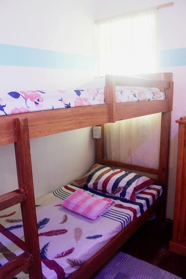 J'S Backpackers Hostel ダバオ　シティ エクステリア 写真