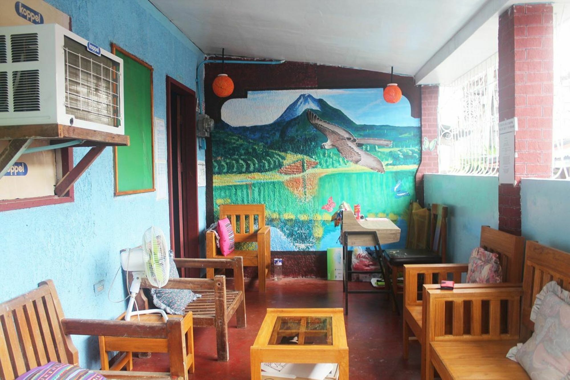 J'S Backpackers Hostel ダバオ　シティ エクステリア 写真